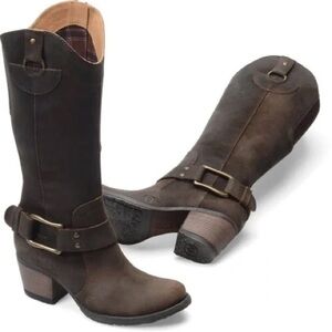 Born Loreza Rustic Suede Boots
